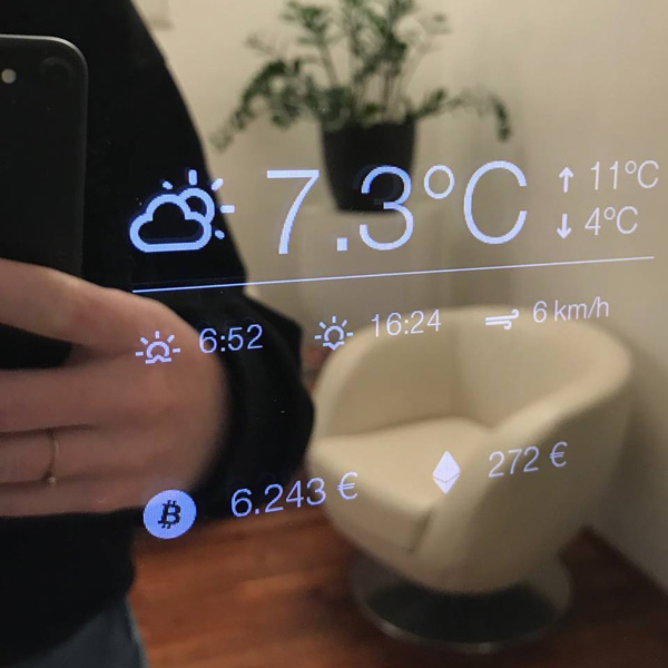 Smart Mirror by Blaugrau Media